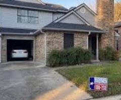 Roofing Contractor Lucas