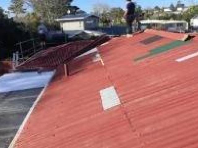 How to Identify Roof Weak Points Before Autumn Rain in Auckland