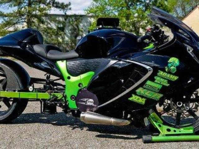 Get High Performance Motorcycle Accessories and Gear at Schnitz Racing