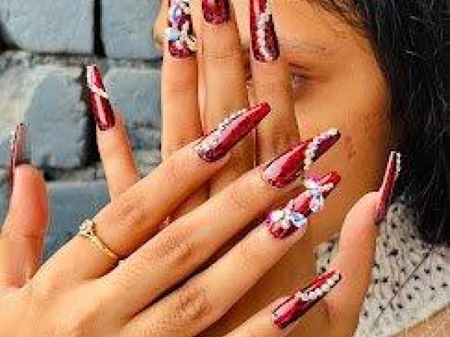 Lakme Academy Powered By Aptech Bathinda:-Best Beauty Course in Bathinda