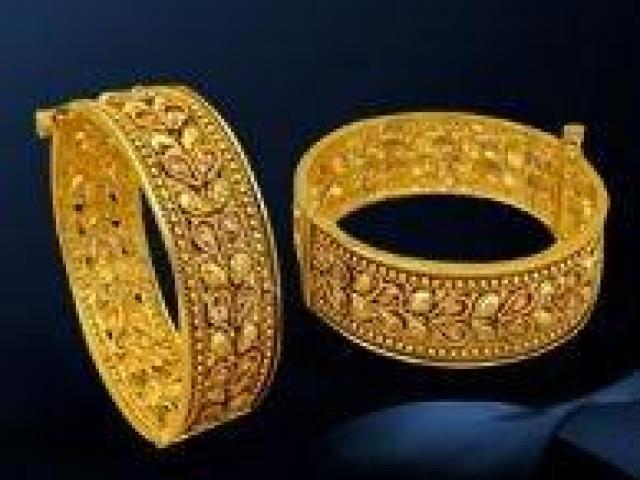 Imitation jewellery online