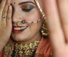 Lakmé Academy Powered By Aptech:-Makeup Course in Satellite Ahmedabad