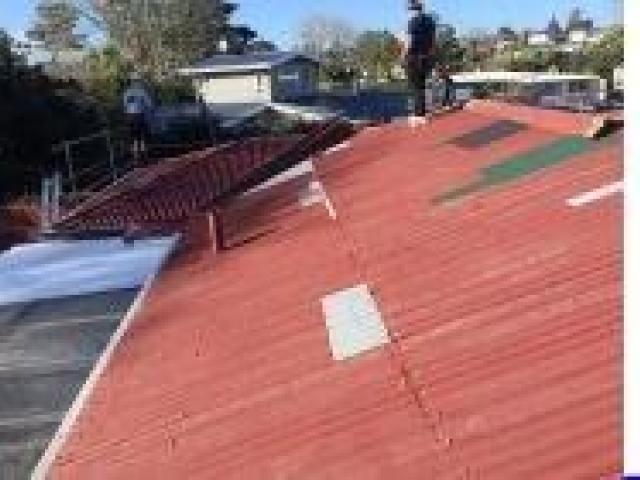 5 Warning Signs of Poor Metal Roof Installation Every Homeowner Should Know