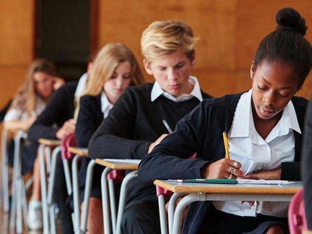 Online tutors In London