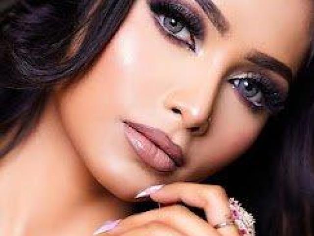 Lakmé Academy Rajouri Garden Powered By Aptech:-Best Makeup Training Institute in Rajouri Garden