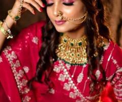 Lakmé Academy Powered By Aptech:-Best Skin Care Course Academy in Satellite Ahmedabad