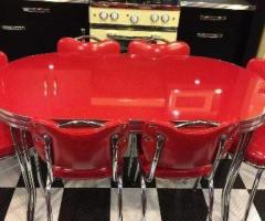 Get chic diner booths from Bars and Booths the reputed Retro furniture manufacturers