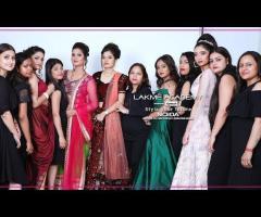 Makeup Training Academy | Lakme Academy Noida