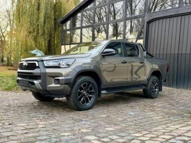 Toyota Hilux 2.8 D-4D 4Wd Invincible